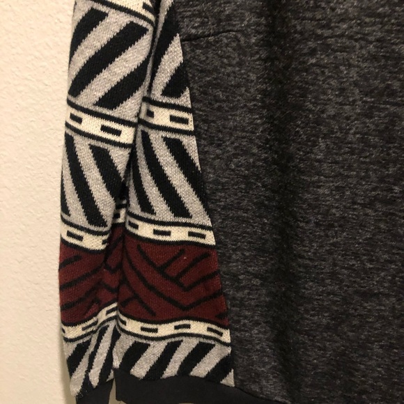 Aztec Sweater - Picture 2 of 3